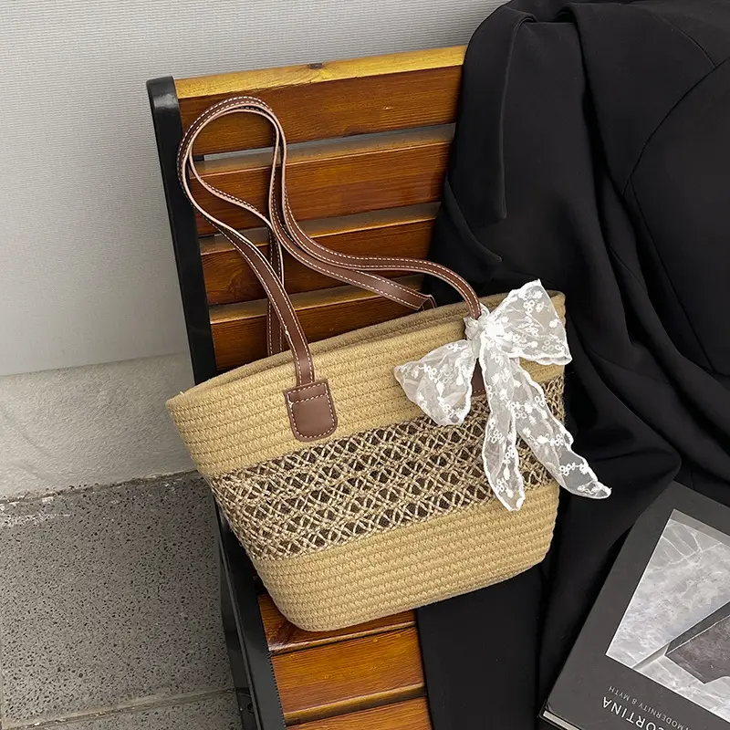 Women's Straw Commuter Bag with Leather Handle - Image 4