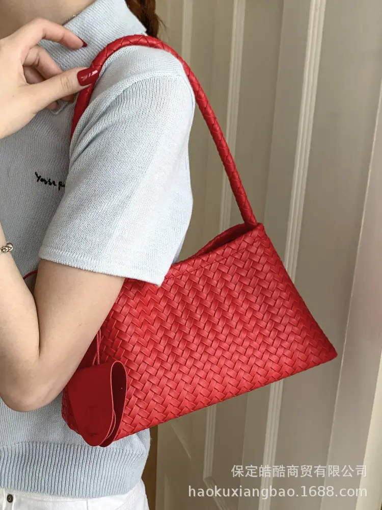 Women's 2025 Trendy White Embroidered Shoulder Bag