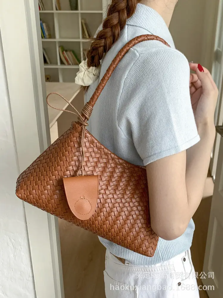 Women's 2025 Trendy White Embroidered Shoulder Bag