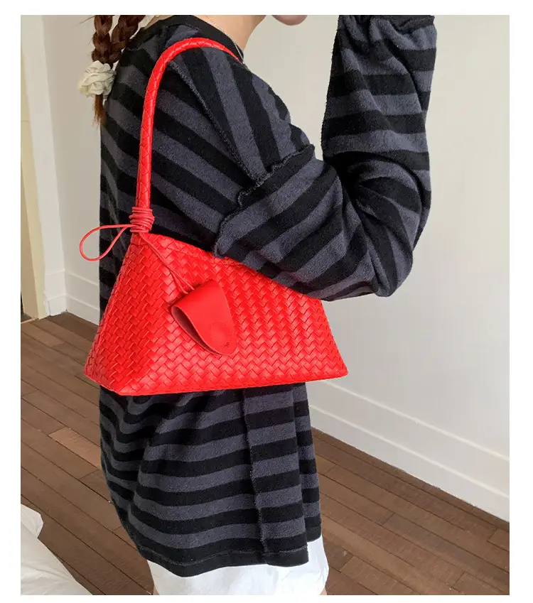 Women's 2025 Trendy White Embroidered Shoulder Bag — feature 11