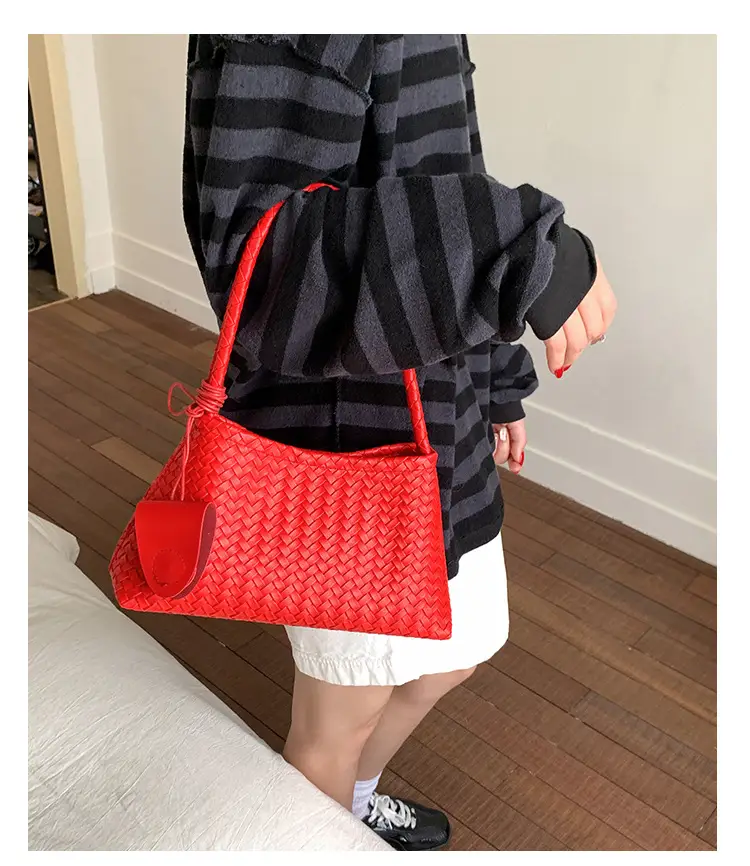 Women's 2025 Trendy White Embroidered Shoulder Bag — feature 12