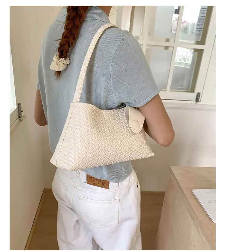 Women's 2025 Trendy White Embroidered Shoulder Bag — feature 21