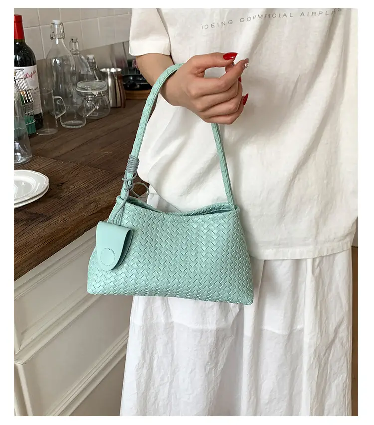 Women's 2025 Trendy White Embroidered Shoulder Bag — feature 24