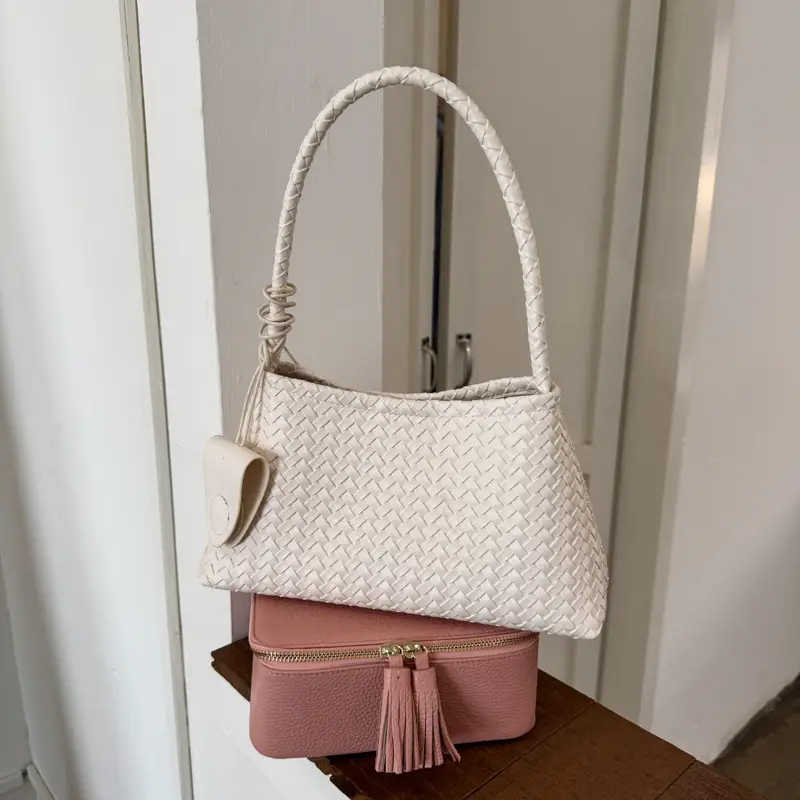 Women's 2025 Trendy White Embroidered Shoulder Bag