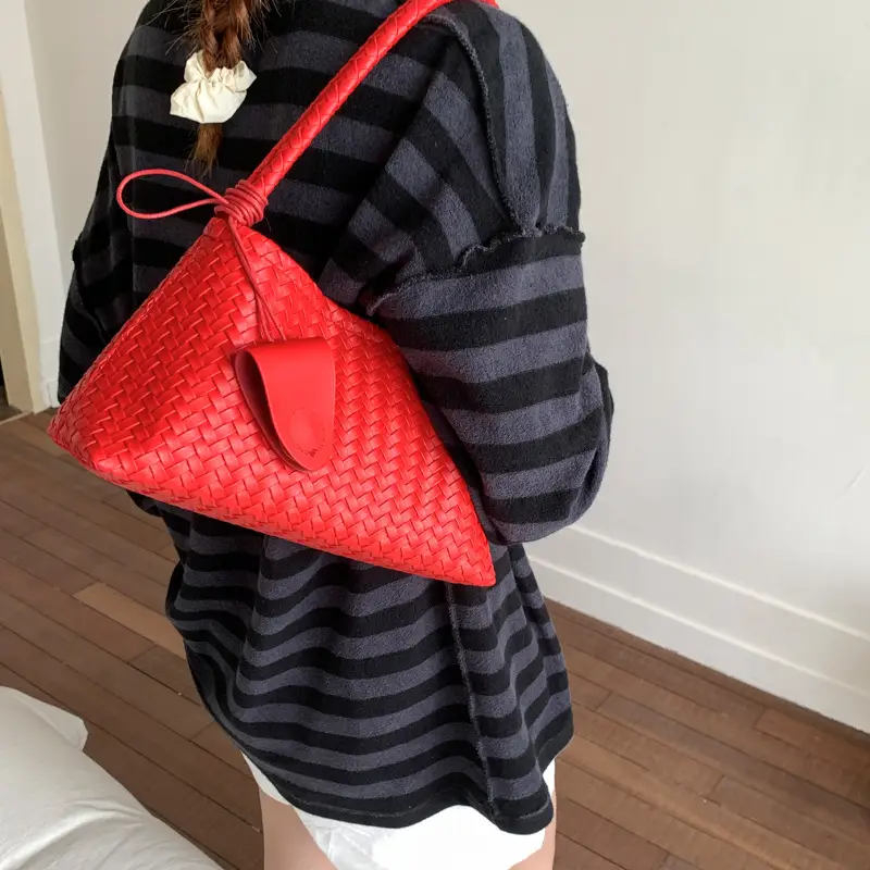 Women's 2025 Trendy White Embroidered Shoulder Bag