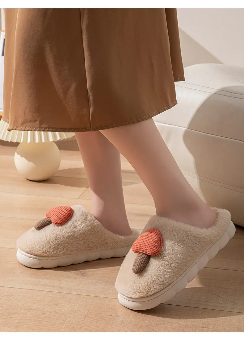 Ins-Style Cute Cotton Slippers for Winter Home Use, Indoor and Outdoor Thick-Soled Non-Slip Warm Plush Autumn and Winter Couple Slippers — feature 15