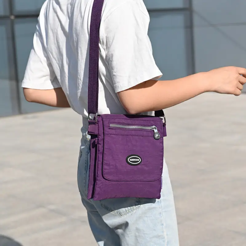 Women's Large Capacity Waterproof Crossbody Bag - Image 13