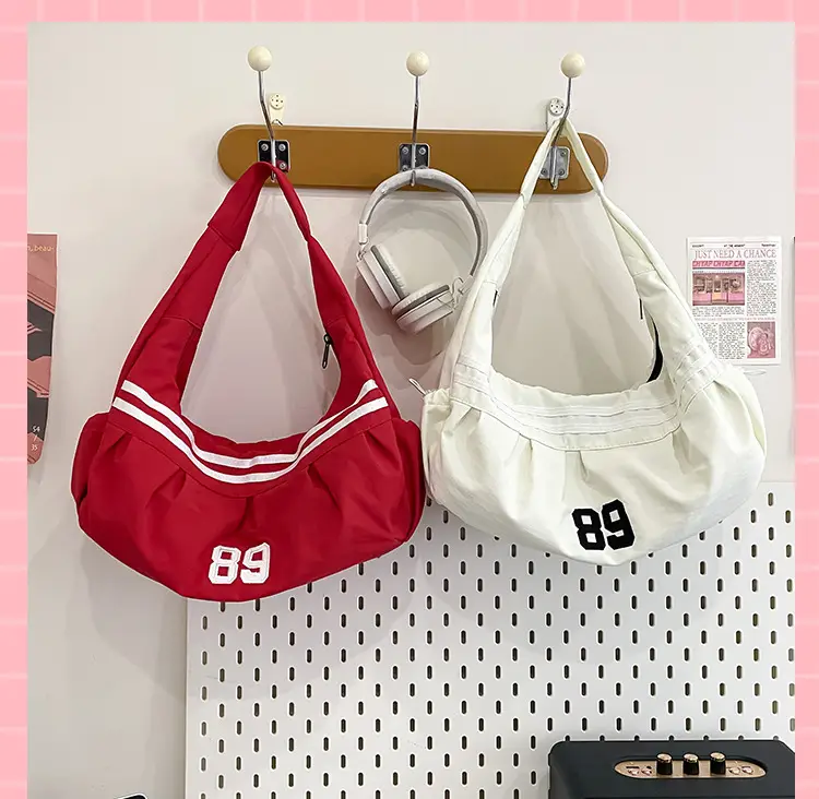 Red 889 Sports Bag for Women Large Capacity — feature 32