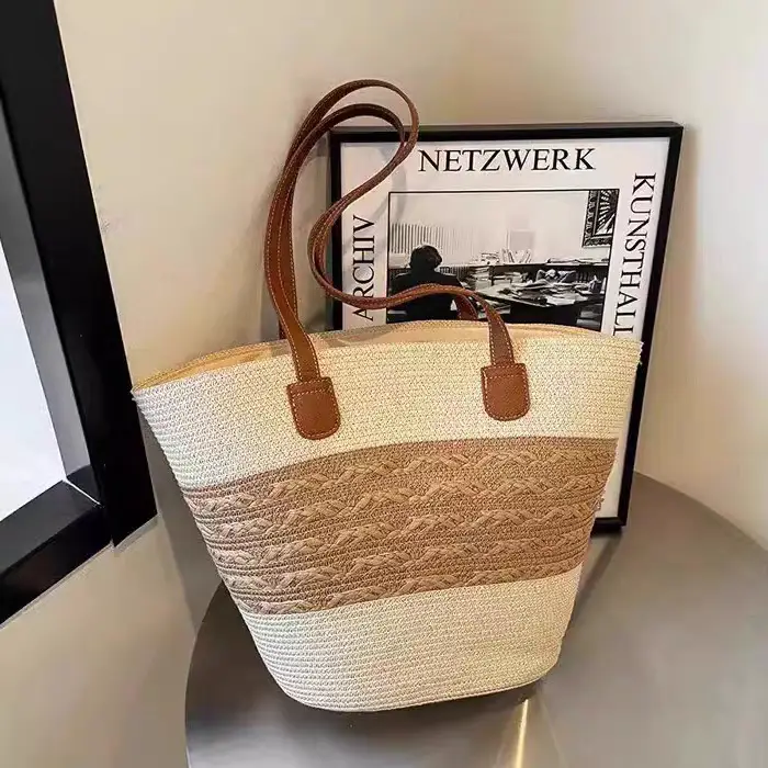 Women Woven Straw Beach Bag Large Capacity Shoulder Bag - Image 11
