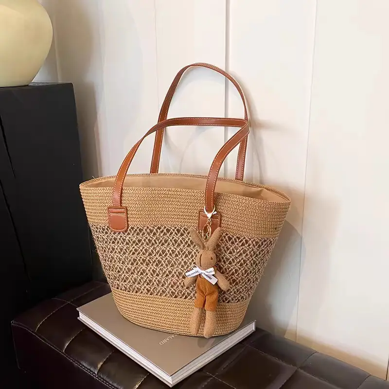 Women Woven Straw Beach Bag Large Capacity Shoulder Bag - Image 4