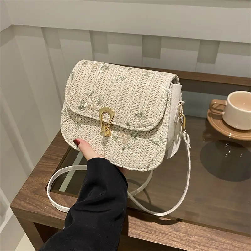 Korean Pattern Lock Crossbody Bag White 2024 - Image 6