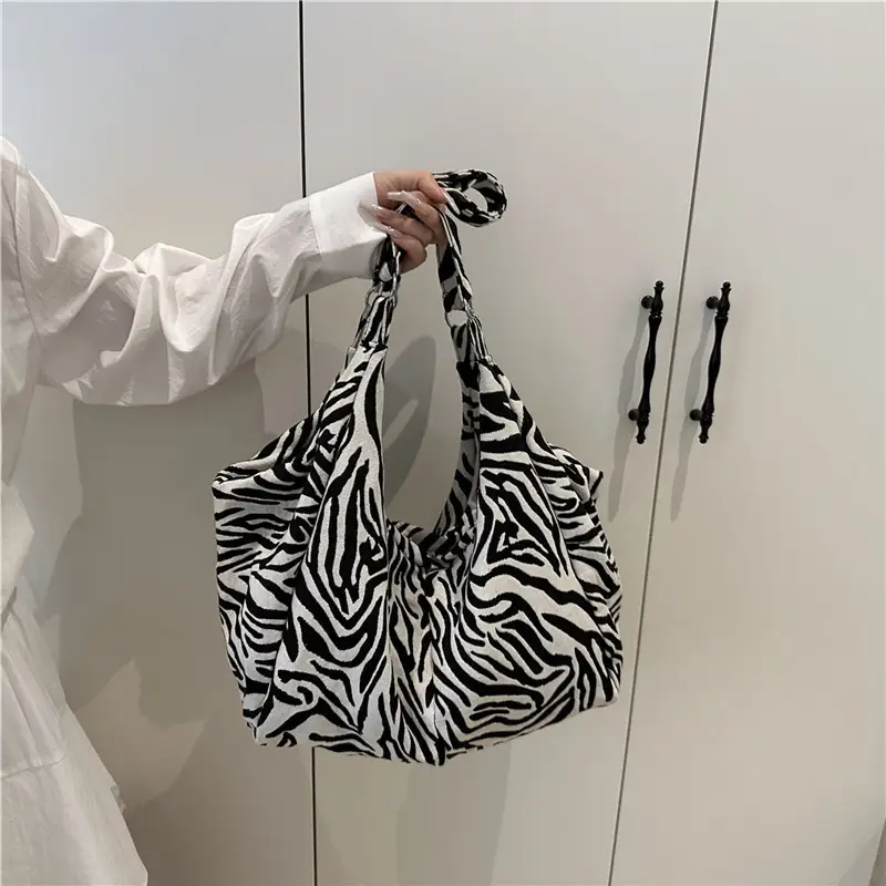 Retro Zebra Pattern Large Tote Bag for Women - Image 5