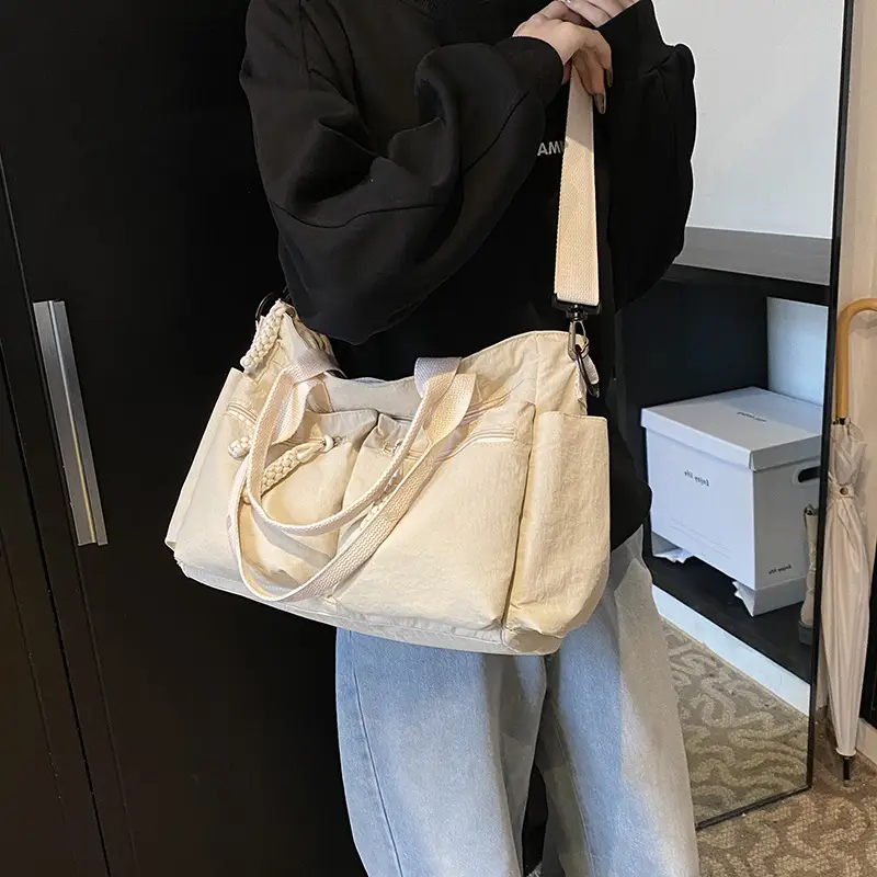 Nylon Large Capacity Travel Tote Bag for Women - Image 7