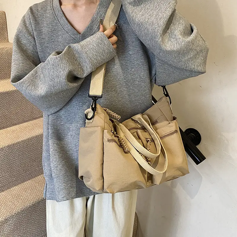 Nylon Large Capacity Travel Tote Bag for Women - Image 8