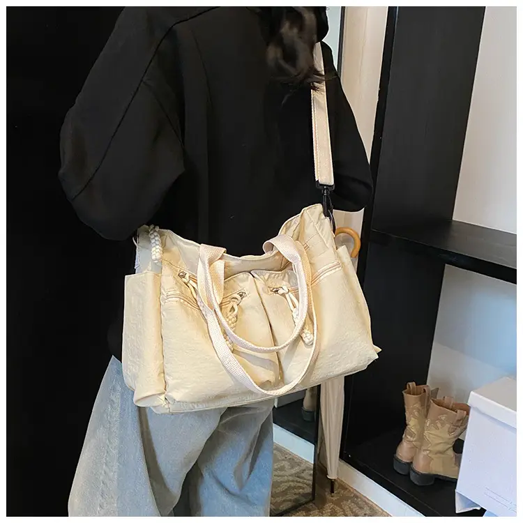 Nylon Large Capacity Travel Tote Bag for Women — feature 12