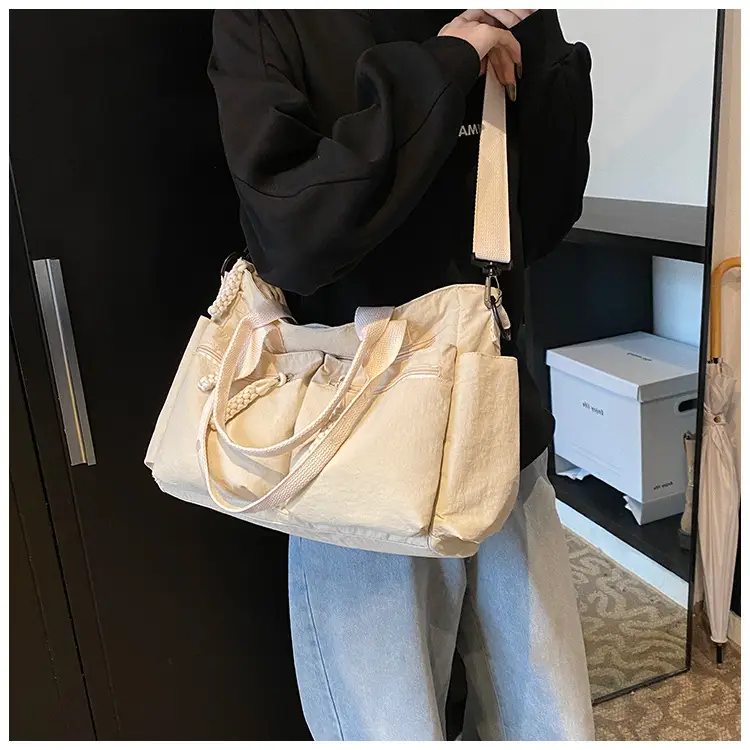 Nylon Large Capacity Travel Tote Bag for Women — feature 14