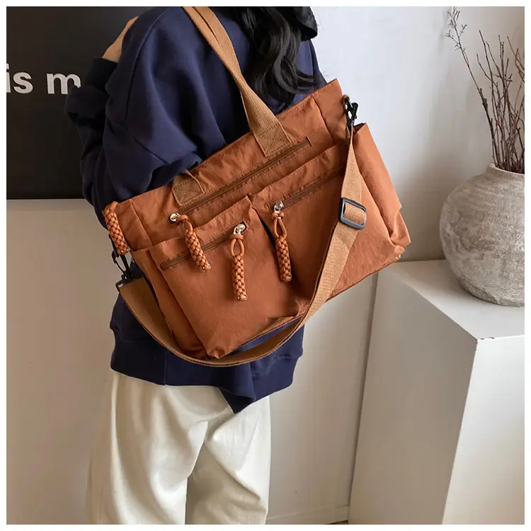 Nylon Large Capacity Travel Tote Bag for Women — feature 20