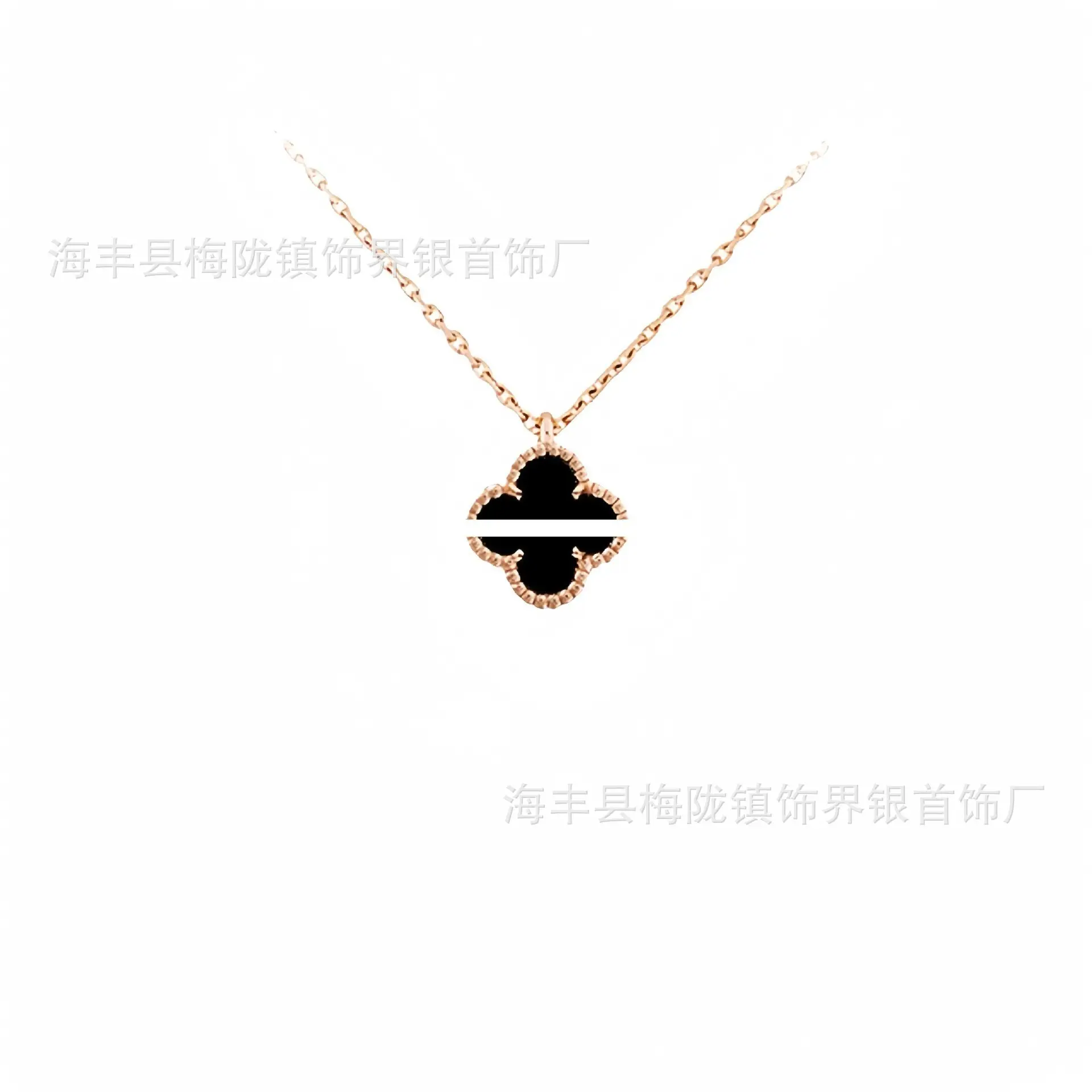 Four-Leaf Clover Necklace for Women 18K Gold Rose Gold