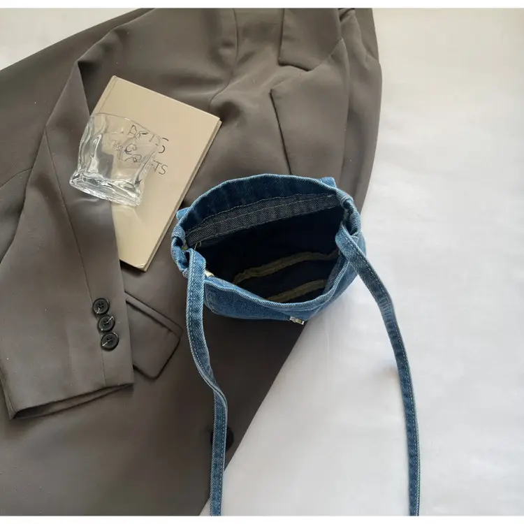 2025 New Japanese Style Denim Crossbody Phone Bag — feature 12