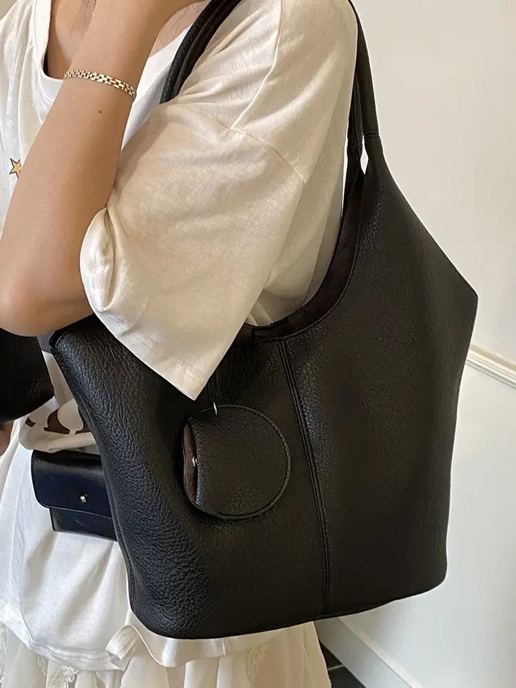 Women Large Capacity Tan Shoulder Bag 2025 - Image 9