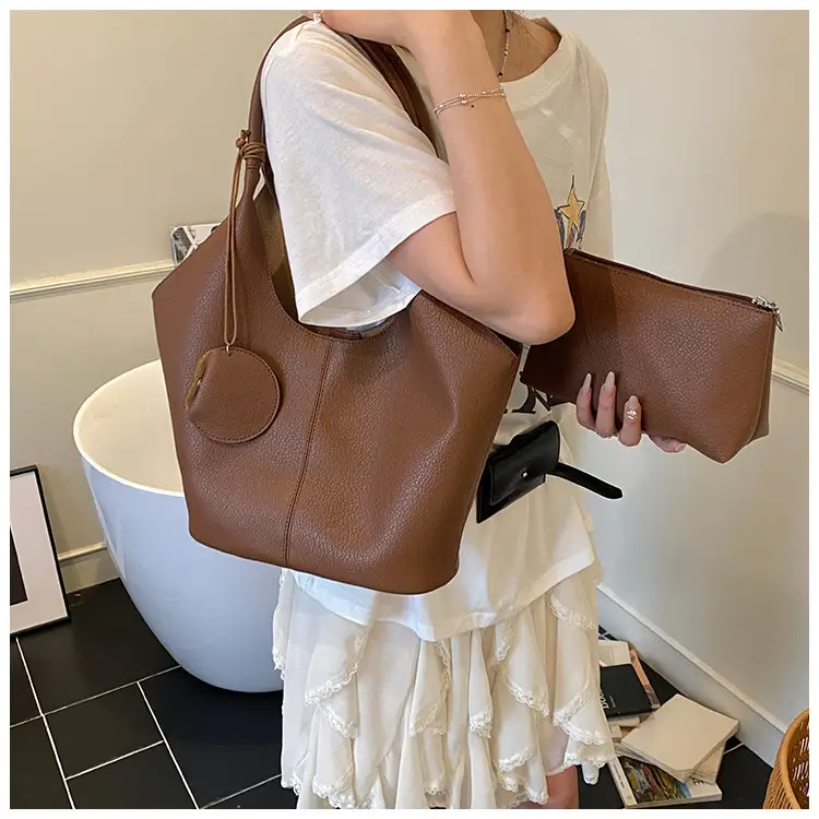 Women Large Capacity Tan Shoulder Bag 2025 — feature 19
