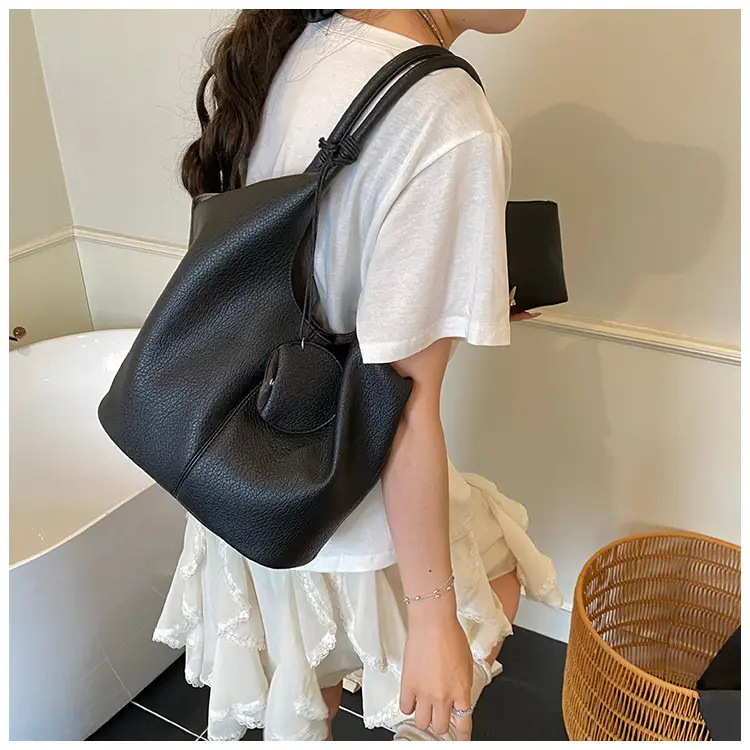 Women Large Capacity Tan Shoulder Bag 2025 — feature 21
