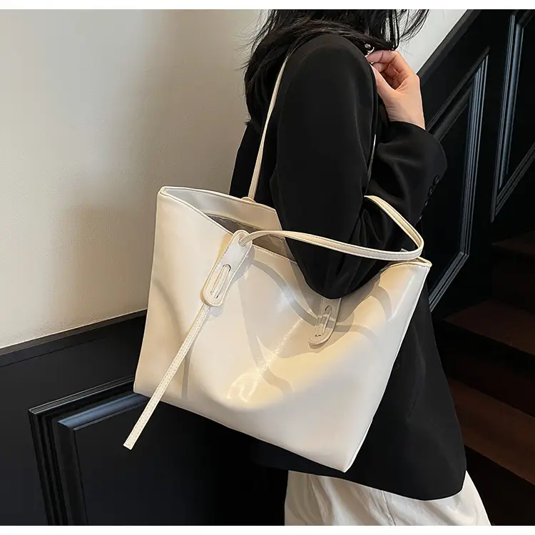 Black Leather Tote Bag for Women Large Capacity Shoulder Bag — feature 21