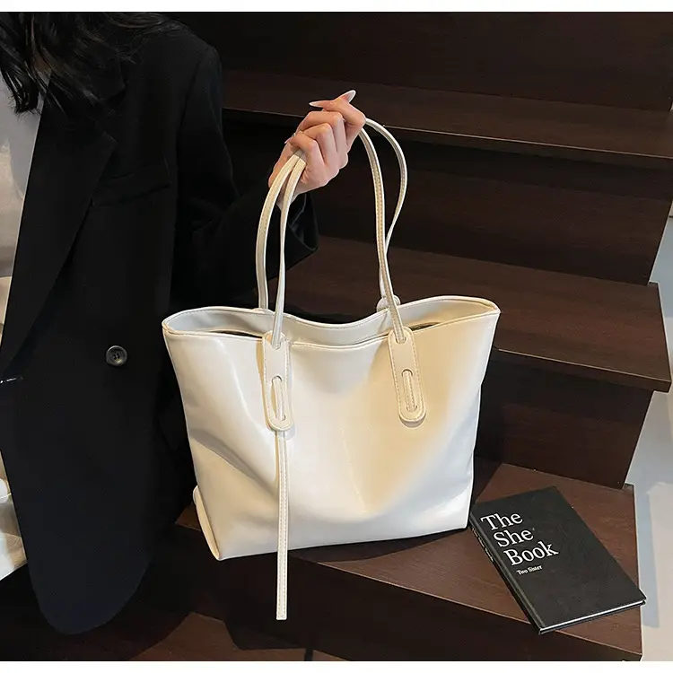 Black Leather Tote Bag for Women Large Capacity Shoulder Bag — feature 22