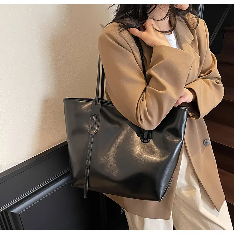 Black Leather Tote Bag for Women Large Capacity Shoulder Bag — feature 23