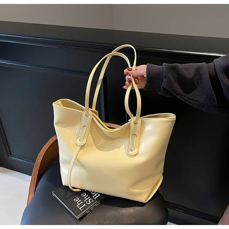 Black Leather Tote Bag for Women Large Capacity Shoulder Bag — feature 27