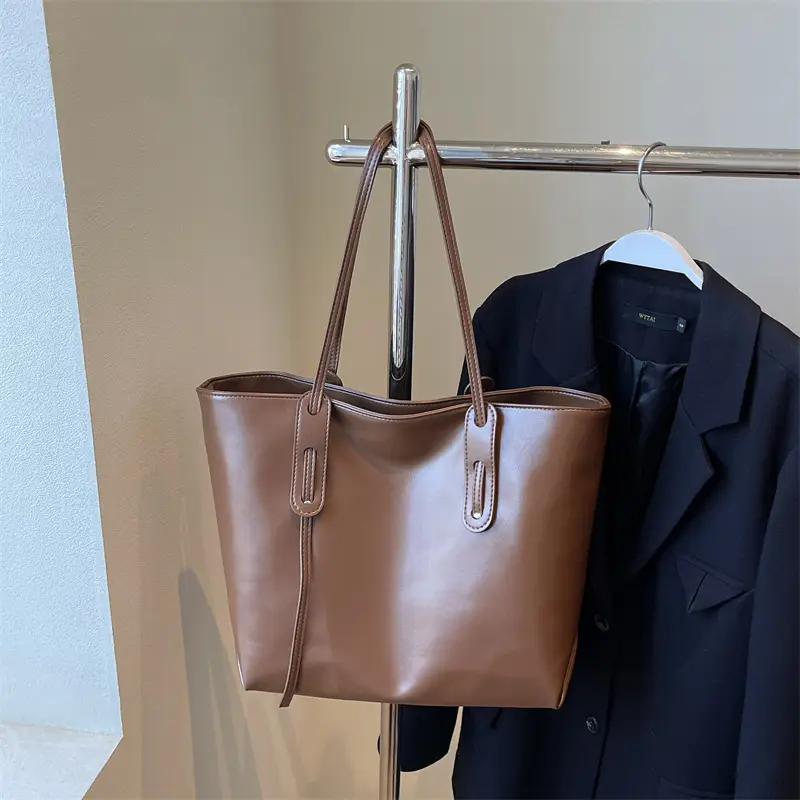Black Leather Tote Bag for Women Large Capacity Shoulder Bag