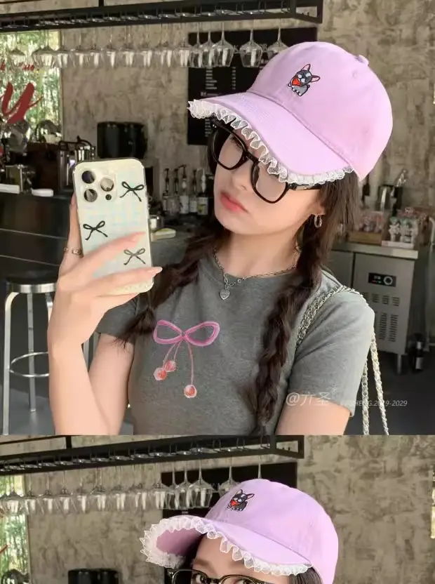 Dopamine Cartoon Cap Women Large Face Slimming Lace Denim — feature 4
