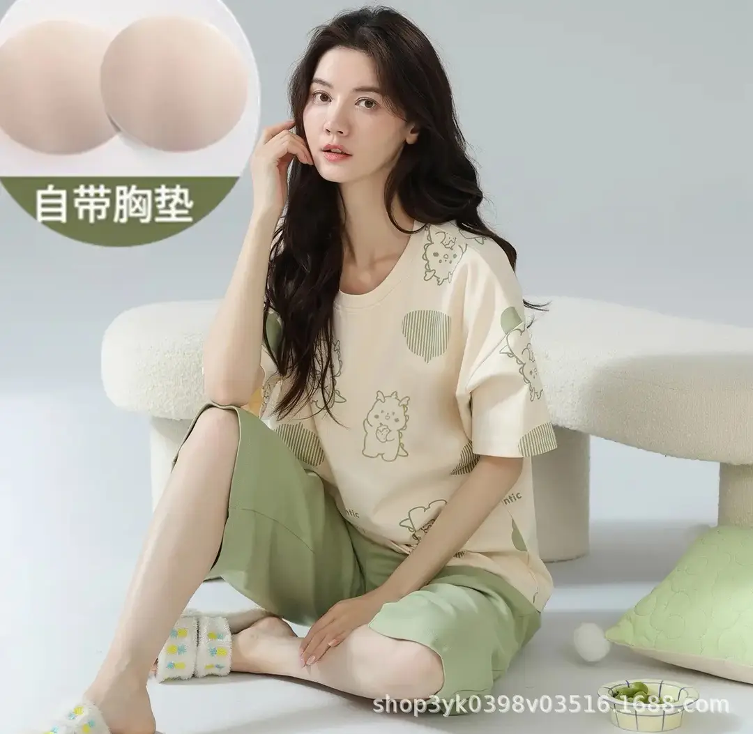 Summer 2026 New Style Women's Pajama Set with Round Neck, Three-Quarter Pants, Chest Pads, Sweet Short-Sleeve Loungewear That Can Be Worn Outside