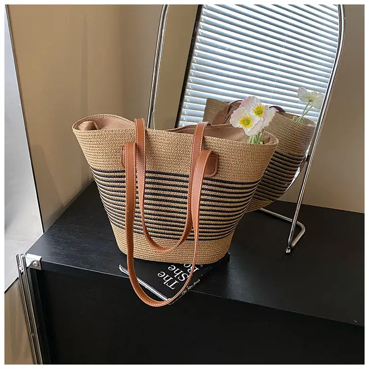 Women's Woven Straw Shoulder Bag Large Capacity Summer 2025 — feature 17