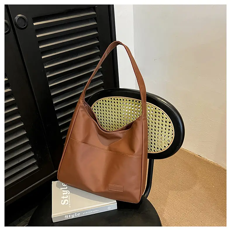 Women's Brown Leather Shoulder Bag 2025 New — feature 18