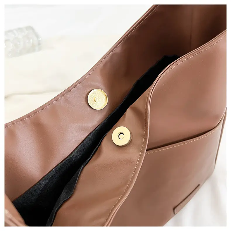 Women's Brown Leather Shoulder Bag 2025 New — feature 28