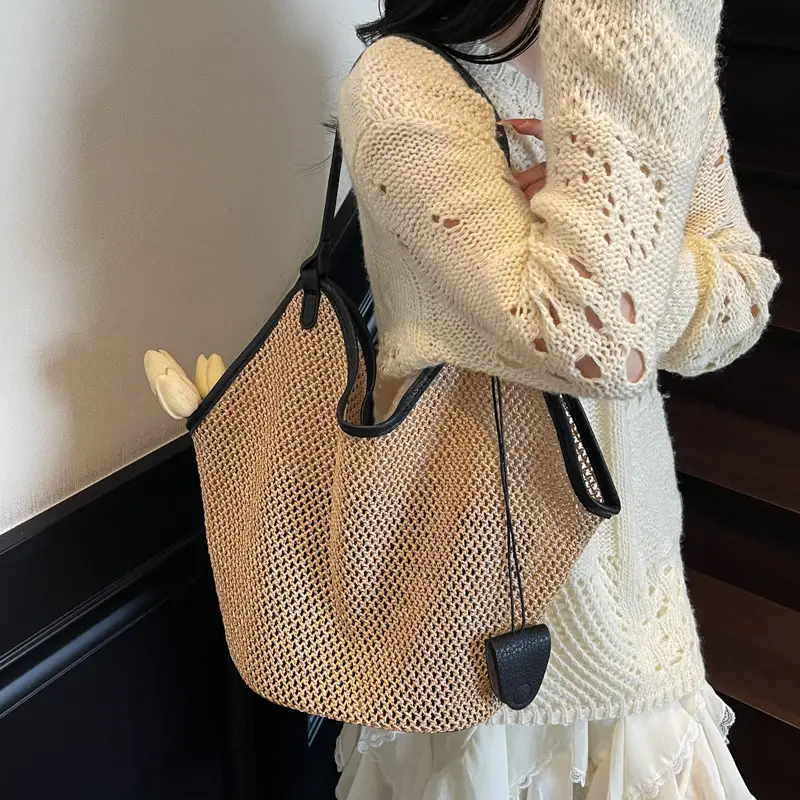 Lightweight Straw Tote Bag for Women, Large Capacity, New Arrival - Image 4