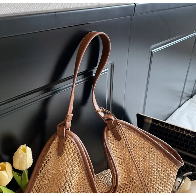 Lightweight Straw Tote Bag for Women, Large Capacity, New Arrival — feature 24