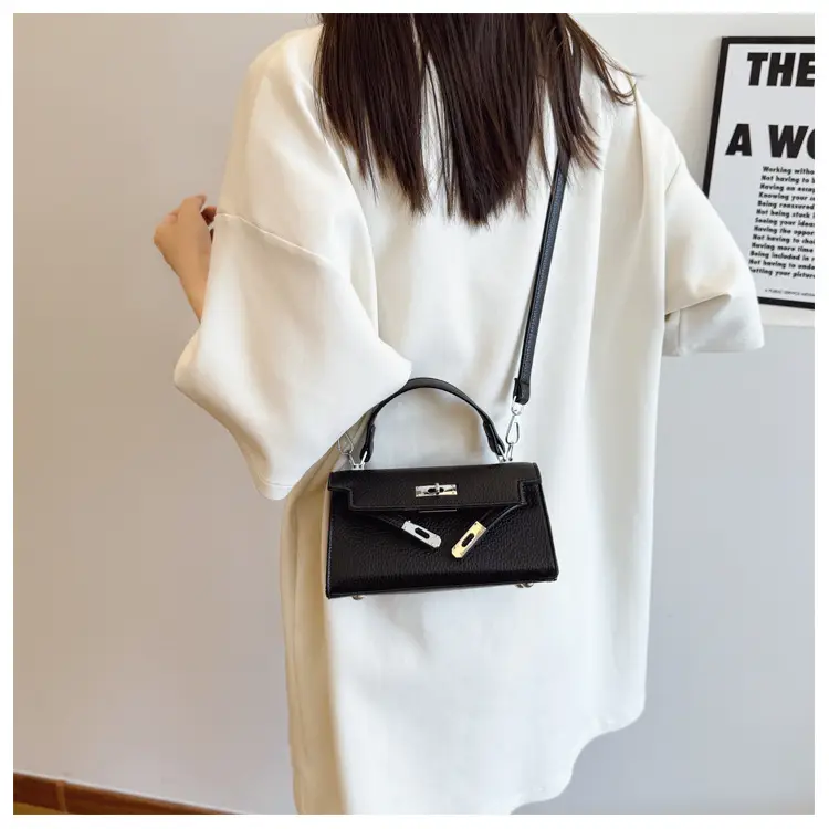 Pink Minimalist Platinum Shoulder Bag for Women 2026 — feature 10