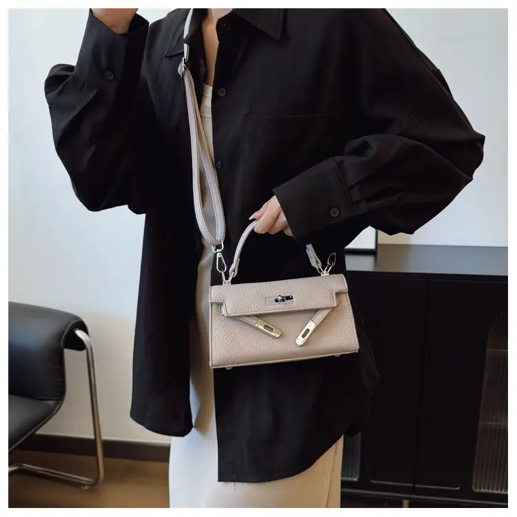 Pink Minimalist Platinum Shoulder Bag for Women 2026 — feature 12
