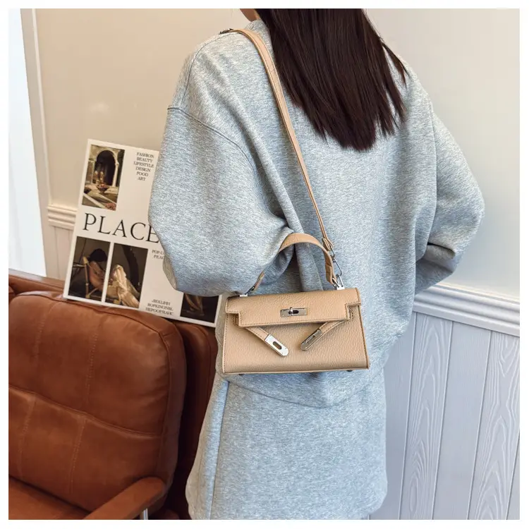 Pink Minimalist Platinum Shoulder Bag for Women 2026 — feature 15