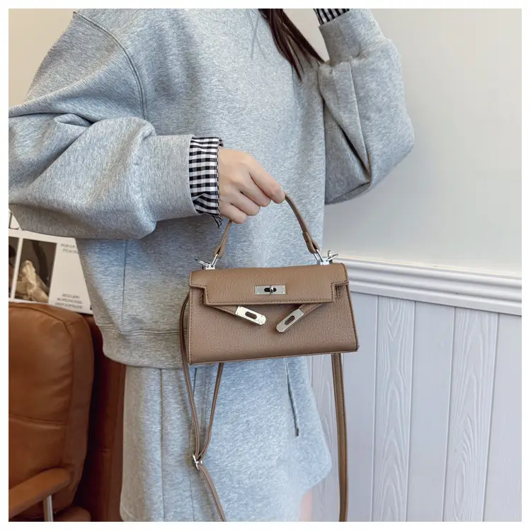 Pink Minimalist Platinum Shoulder Bag for Women 2026 — feature 17