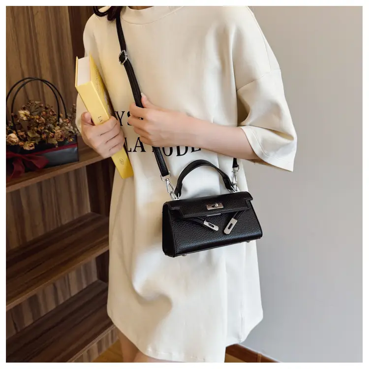 Pink Minimalist Platinum Shoulder Bag for Women 2026 — feature 9