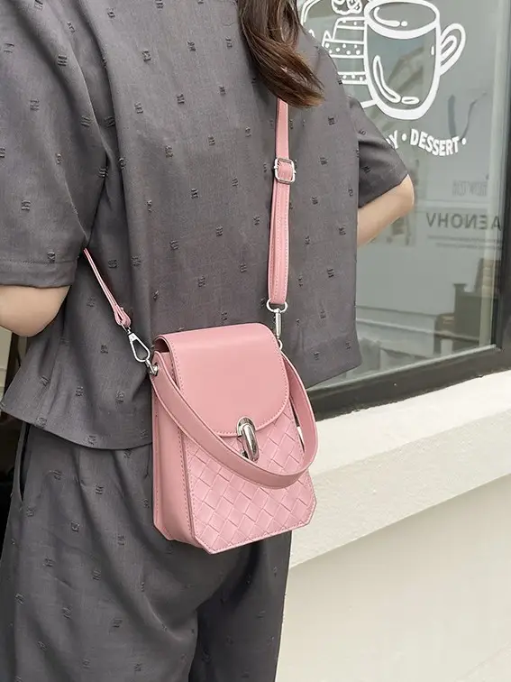 White Embroidered Shoulder Bag for Women 2025
