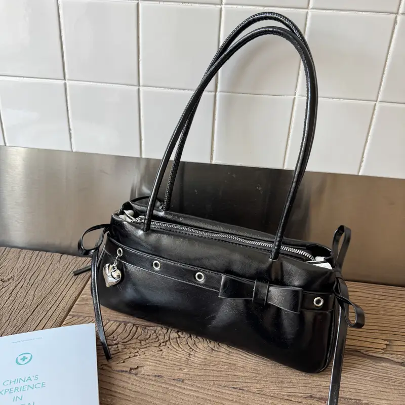 Women's Red Leather Shoulder Bag with Zipper Compartment — feature 27