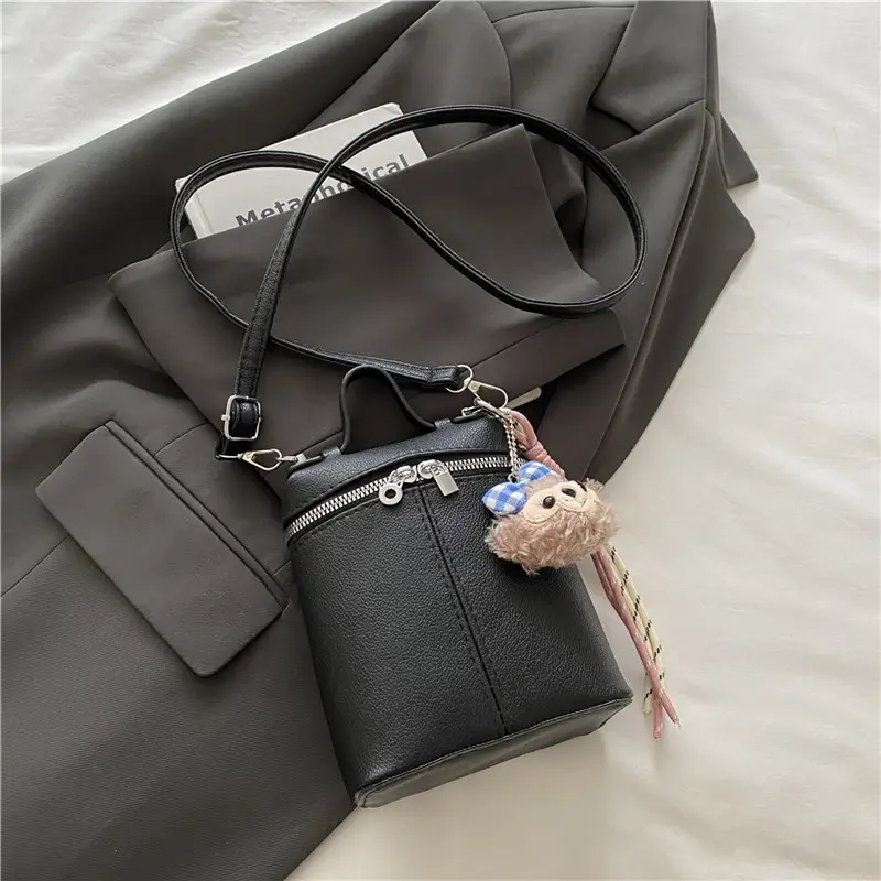 2025 New Style Cute Doll Shoulder Bags for Women - Image 4