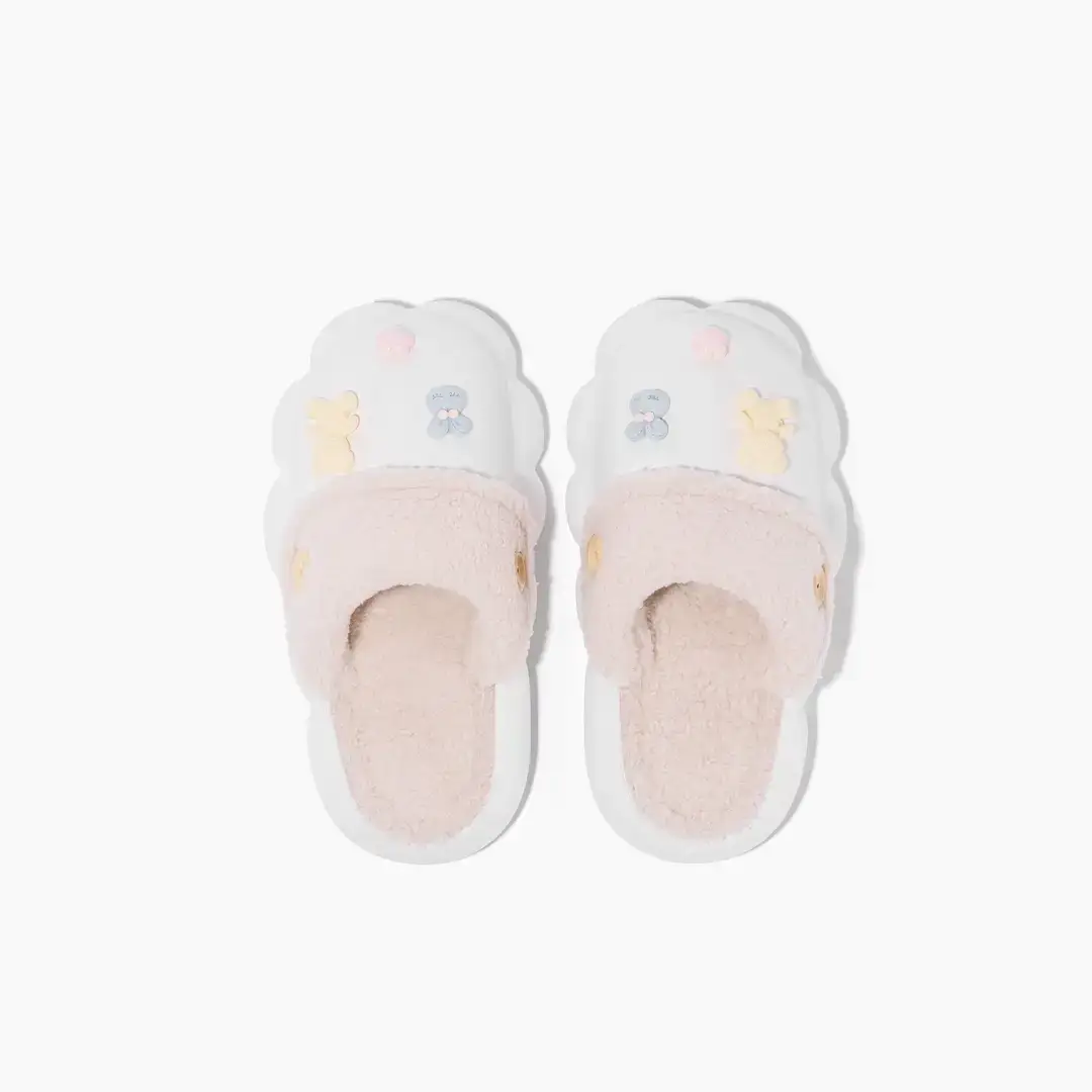 Women's Cute Style Cotton Slippers Indoor and Outdoor Autumn and Winter Non-Slip Breathable Plush Fabric Home Four-Season Fur Slippers for Women - Image 3