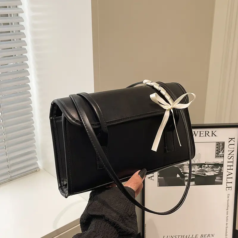 Women's Black Bow Shoulder Bag 2025 Luxury Stylish - Image 3