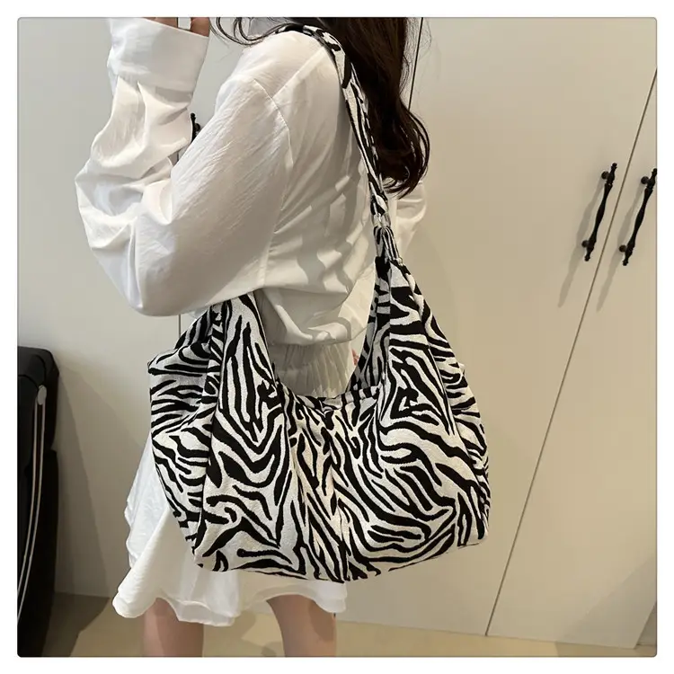 Leopard Print Shoulder Bag for Women Casual Commute — feature 21