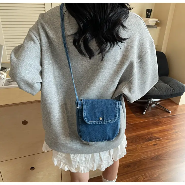 Denim Crossbody Bag for Women Retro Casual Mobile Phone Bag — feature 16